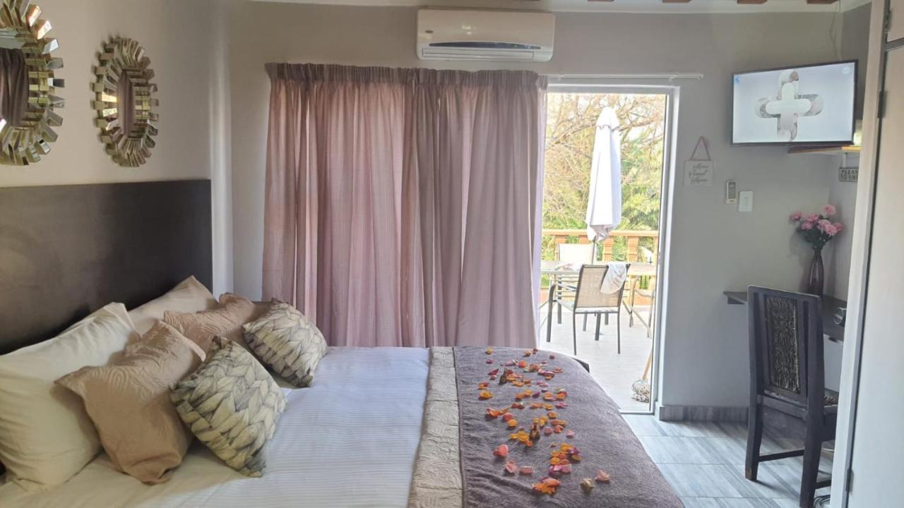 Gemstone Guest House Klerksdorp Exterior foto
